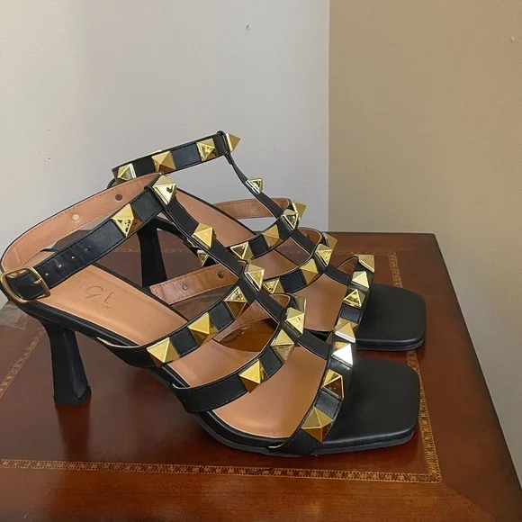 Rouge Helium Black Studded Strappy Heels - Picture 3 of 10